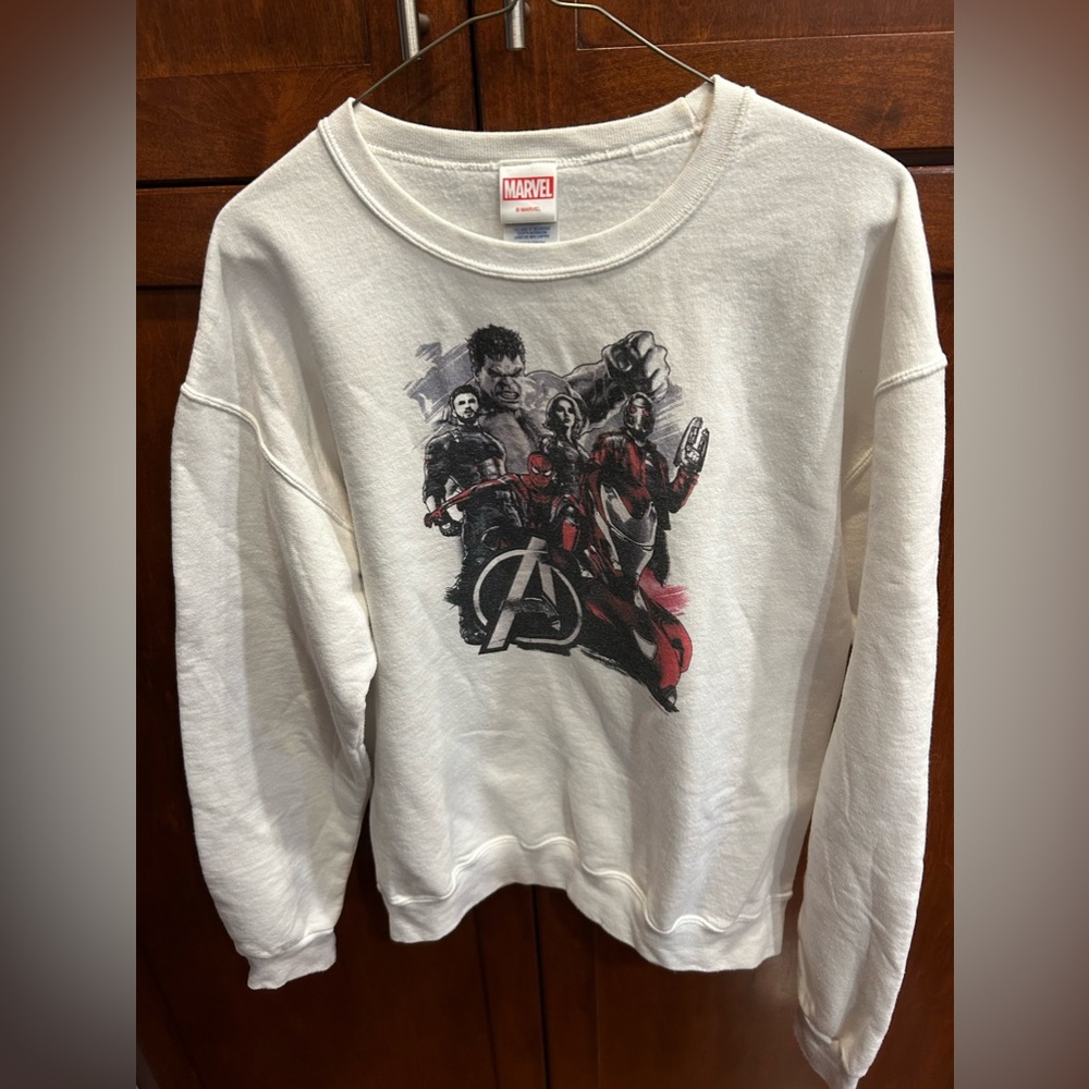 Mens Avengers sweatshirt - Sz: Medium